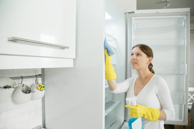 Fridge cleaning